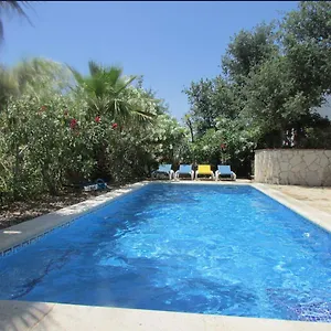 Sunny Costa Brava Getaway Appartement